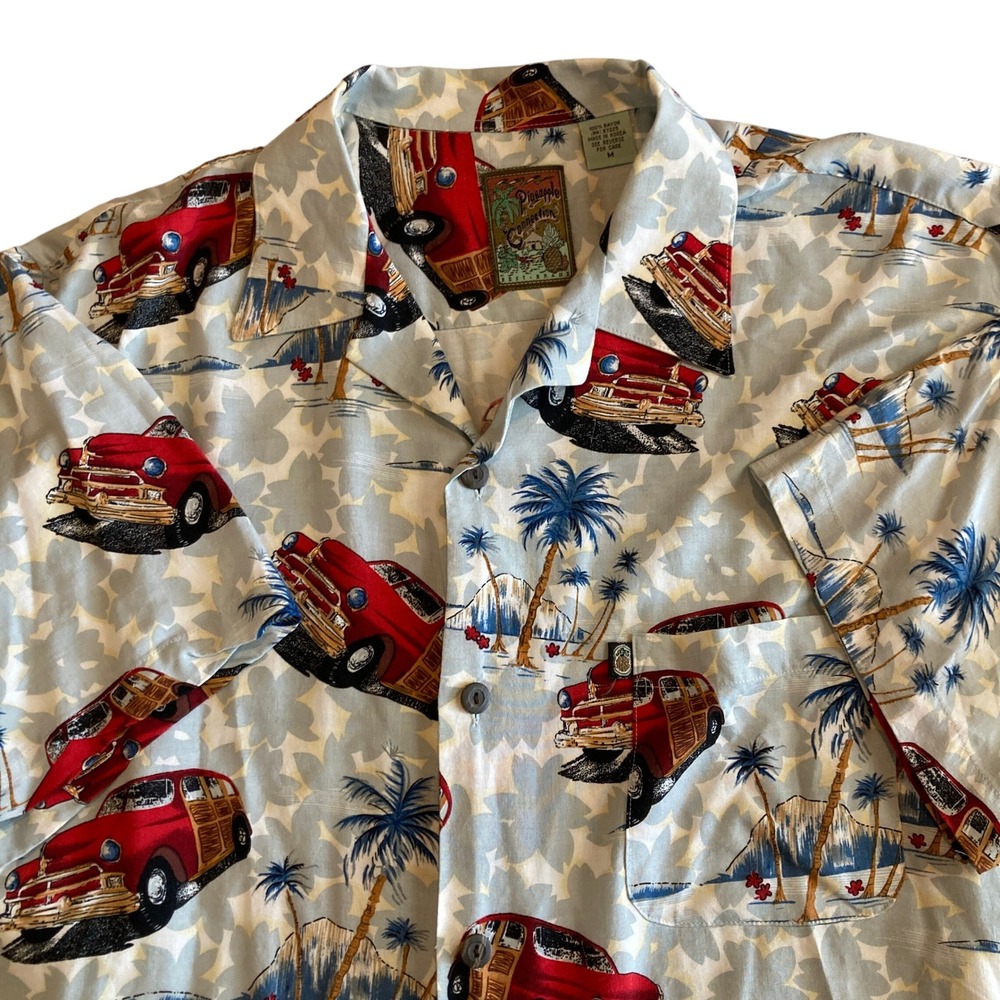 Vintage Pineapple Connection Mens M Hawaiian Shirt Light Blue Antique Car Print